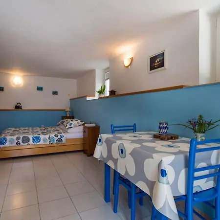 Tea Apartment